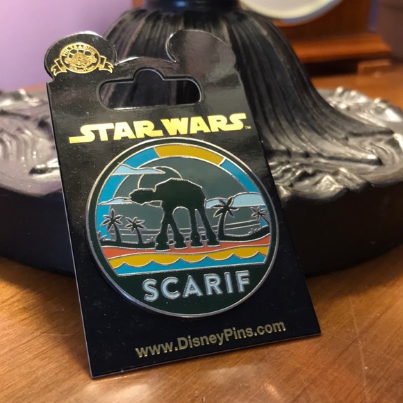 DISNEY 🌟 Scarif Star Wars Pin, ATAT scene, huge pin - Picture 1 of 4